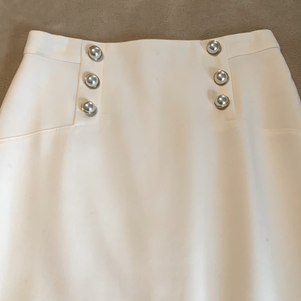 Beautiful winter white skirt